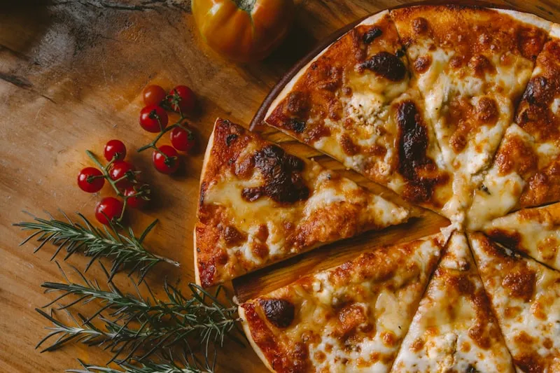 Pizza Muzzarella
